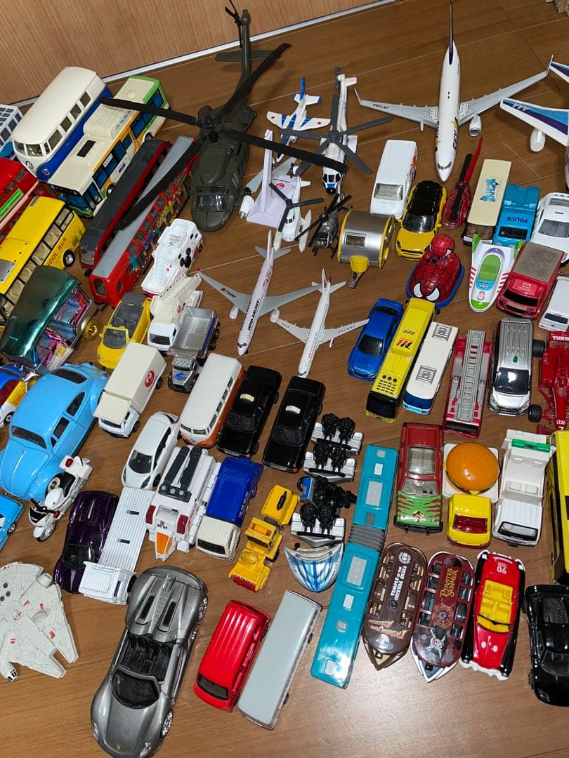 まとめ　80個以上　ミニカー　飛行機　電車　キーホルダー　プルバックカー