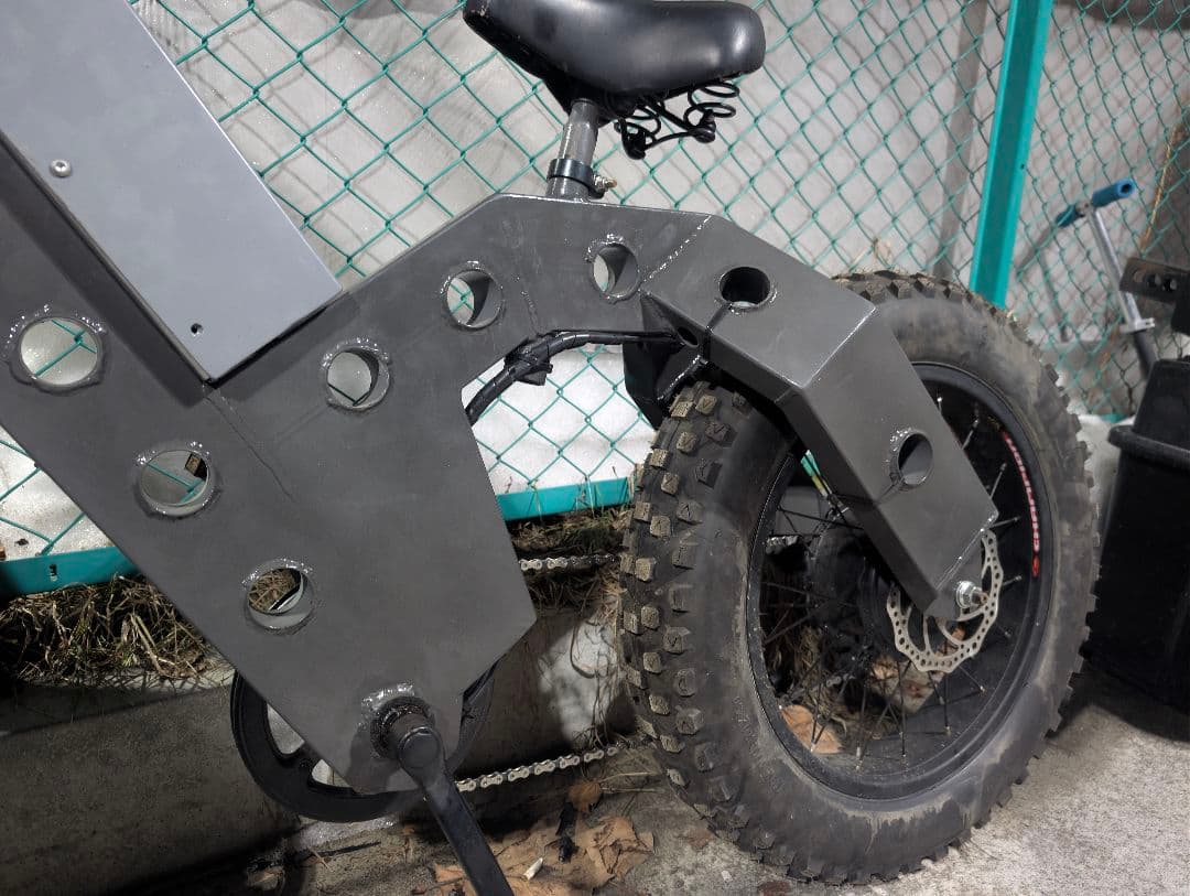 オリジナルファットバイク！この世に同じファットバイクはありません！電動アシスト！