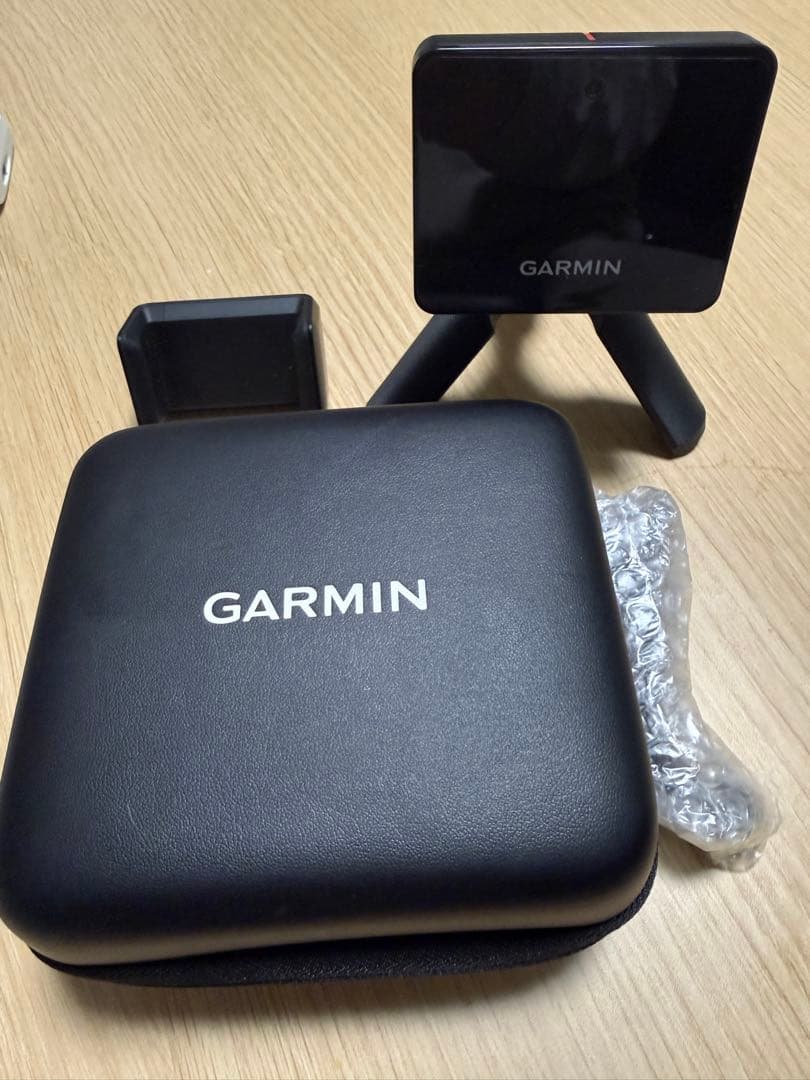 GARMIN ゴルフ用距離計 本体と付属品