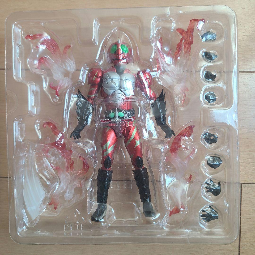 SH Figuarts　フィギュアーツ　 仮面ライダー アマゾン　アルファ