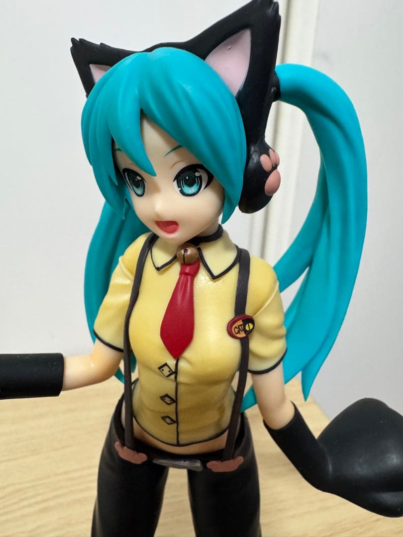 初音ミク スーパープレミアムフィギュア 2体セット （ナチュラル／にゃんこ）