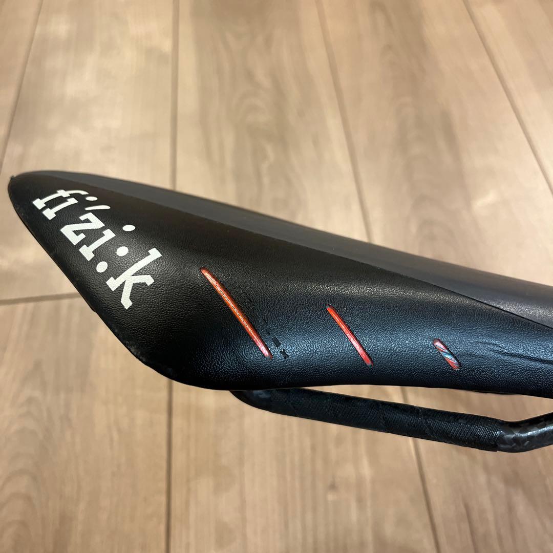 Fizik Arione R3 カーボンレール