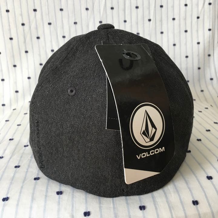 VOLCOMボルコムUS限定ストーンアイコン刺繍フレックスフィットキャップ