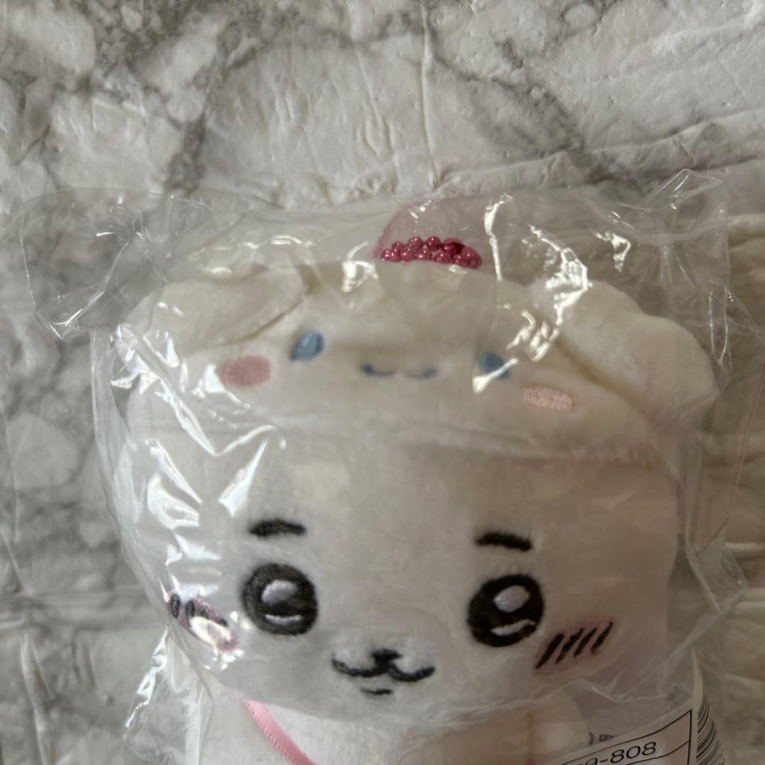 ちいかわサンリオキャラクターズ　マスコットホルダー　ちいかわシナモロール