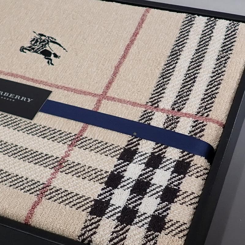 RU-5967　BURBERRY　タオルケット　未使用保管品　チェック