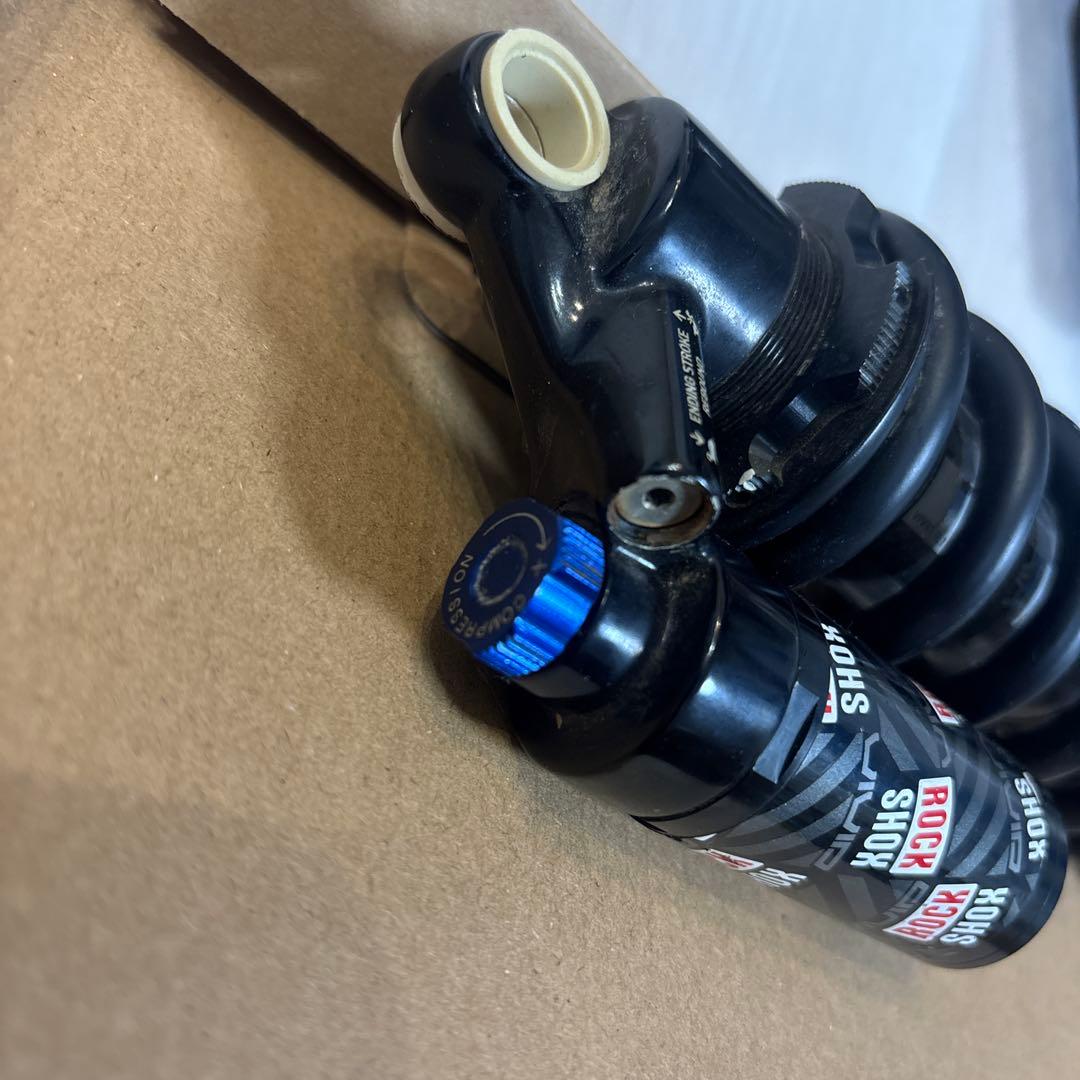 RockShox Vivid リアサスペンション本体のみ　9.5×3