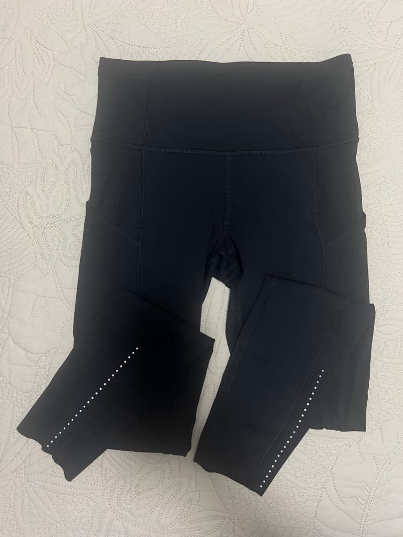 美品　Lululemon ランニング　ブラック　レギンス