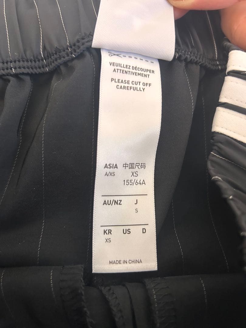 adidas WIDE LEG PANTS ブラック