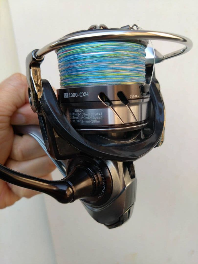 CALDIA スピニングリール LT4000-CHX