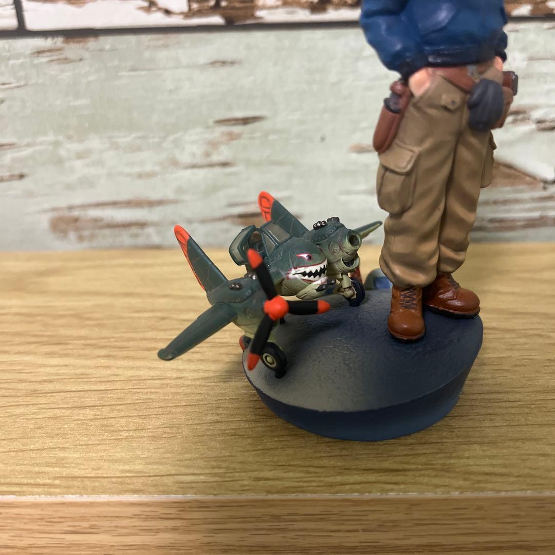 ドラカプ　ブルマ&戦闘機　プロペラパーツ一つ欠品　状態⭕️ 接着なし