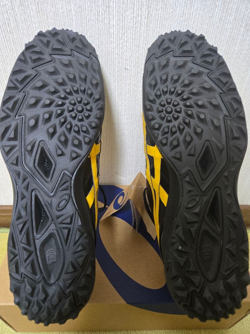asics アシックス　C3 FF TF 28.5 ㎝