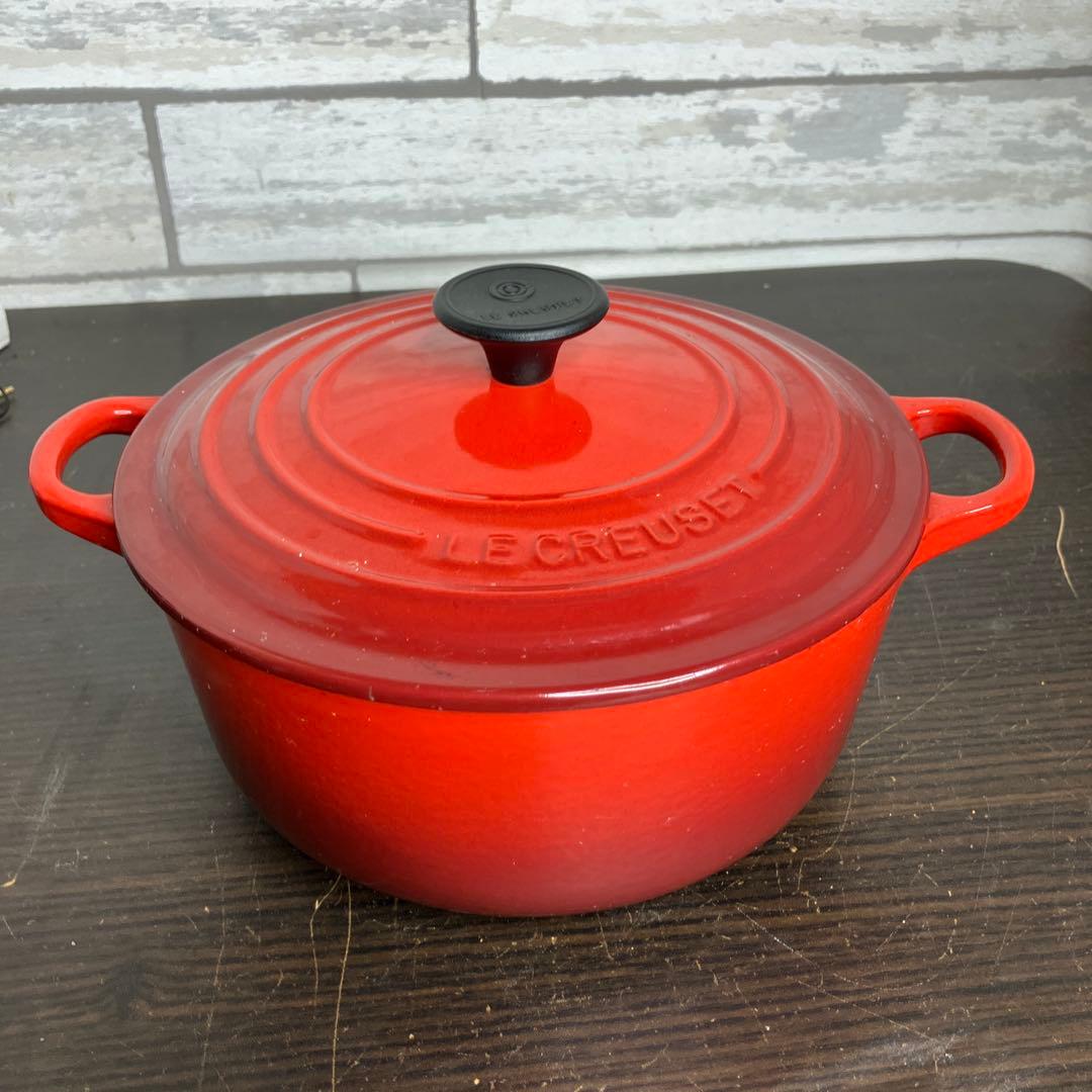Le Creuset ホーロー 両手鍋 赤 20cm