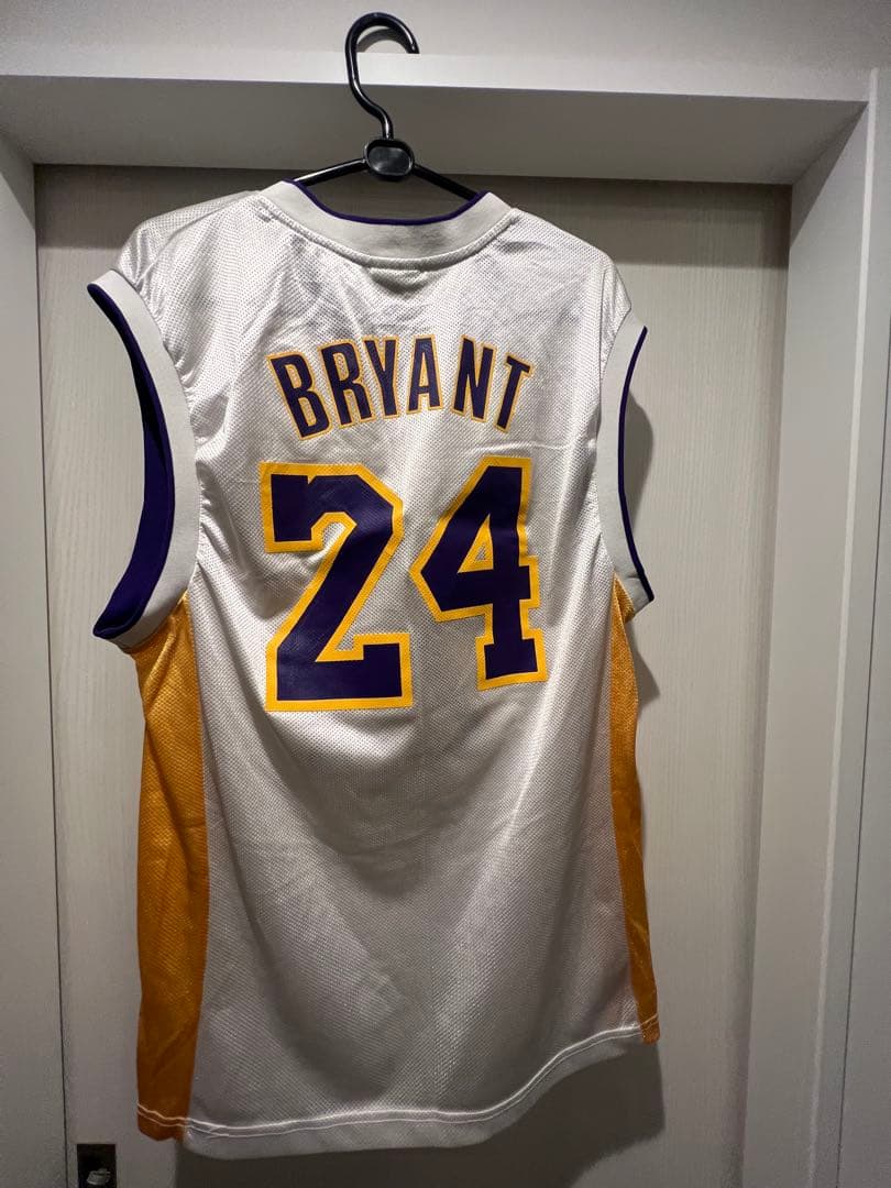 【希少】NBA レイカーズ コービー・ブライアント ユニフォーム Lakers