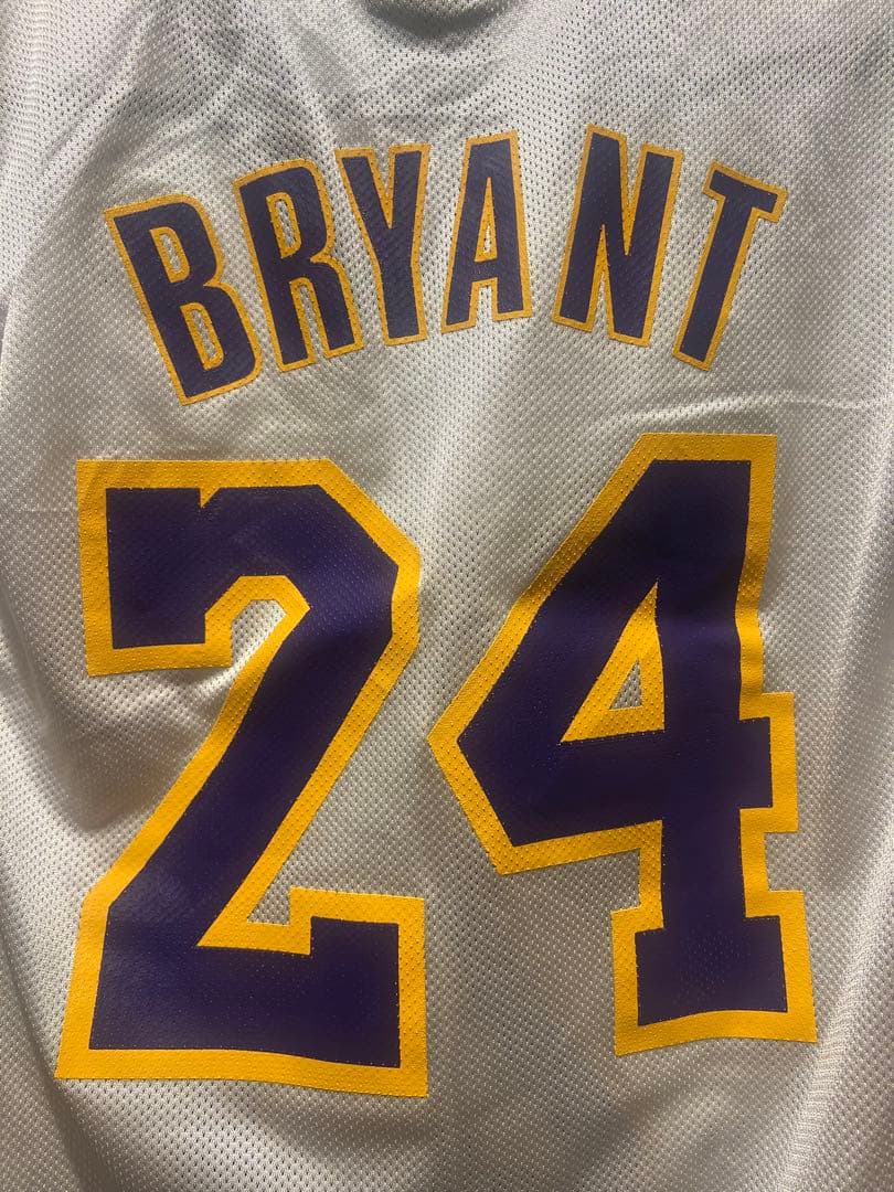 【希少】NBA レイカーズ コービー・ブライアント ユニフォーム Lakers