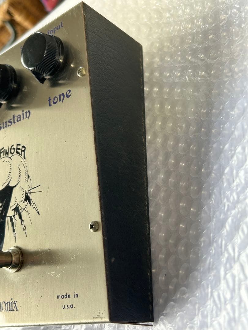 （0319）Electro-HarmonixBLACK FINGER