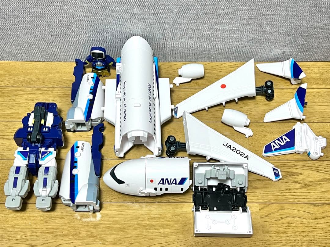 DX スカイブレイバー ANA ジェット旅客機　トミカ ジョブレイバー