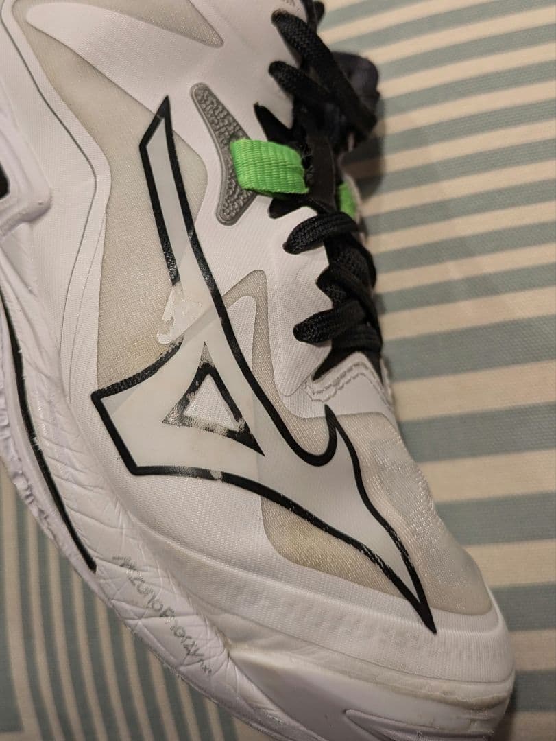 Mizuno バレーボール3E 24.0 wave lightning z8
