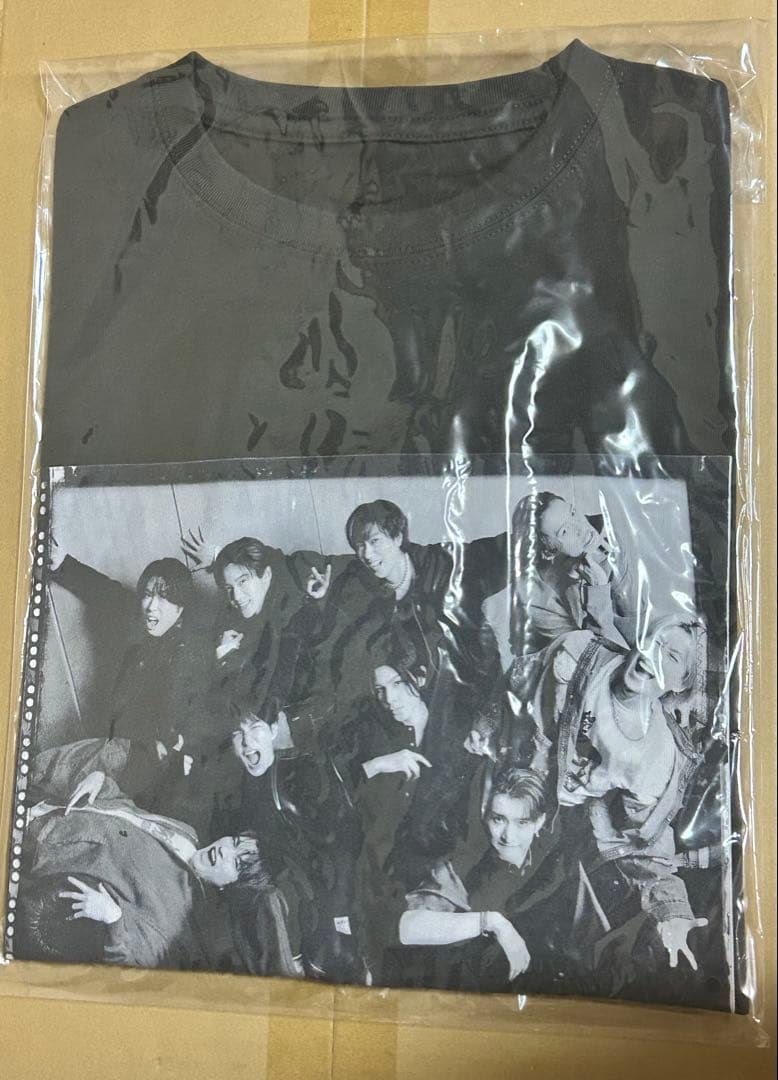 Man “ World”Tシャツ