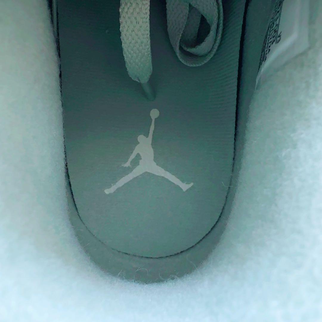 シューズ(男性用) Nike Women's Air Jordan 4 \"Abundance\"