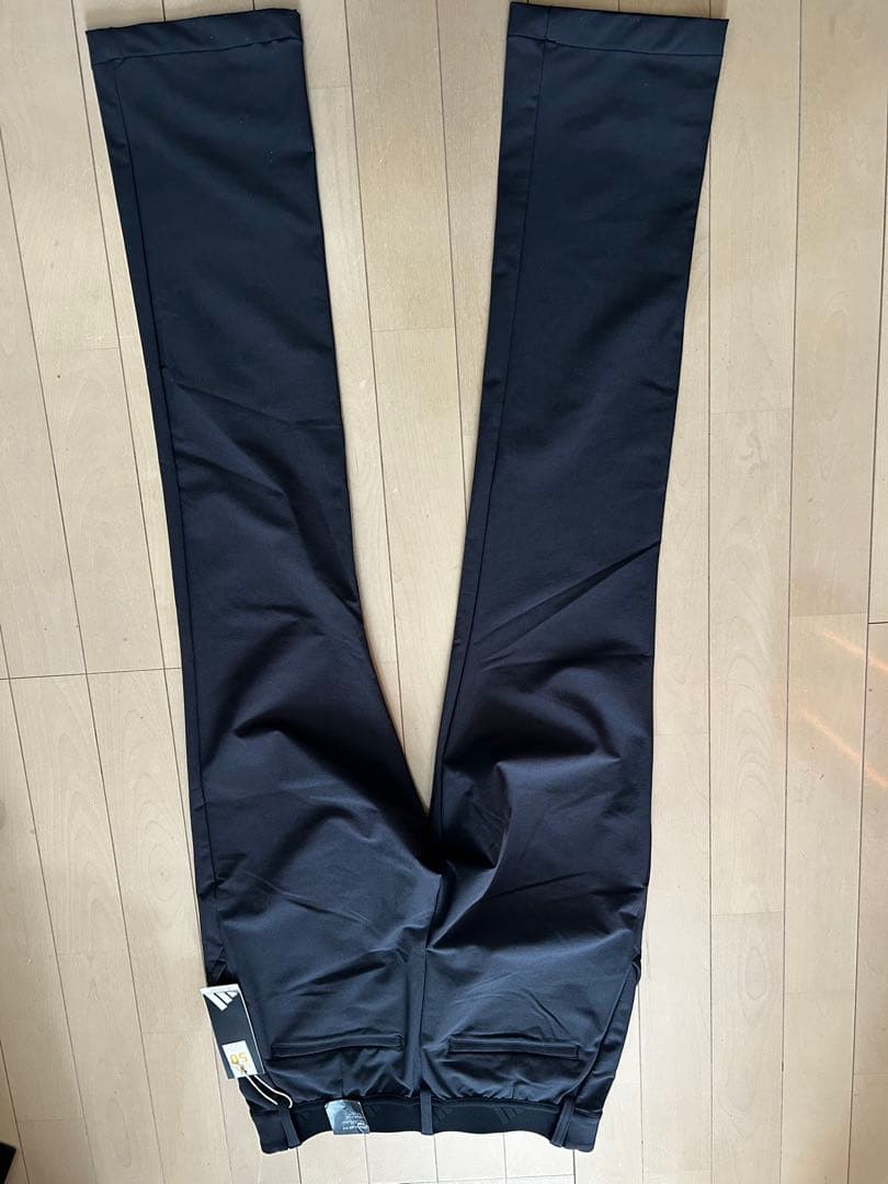 ⭐︎⭐︎adidas IM6452 黒パンツ
