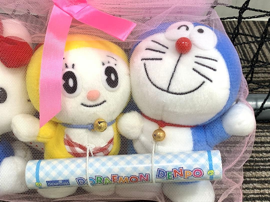 サンリオハローキティ　NTT電報　ドラえもん　ドラミちゃん　ぬいぐるみ