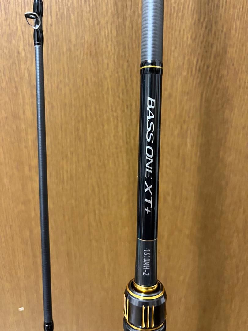 バスワンXT ＋　1610mh 極美品