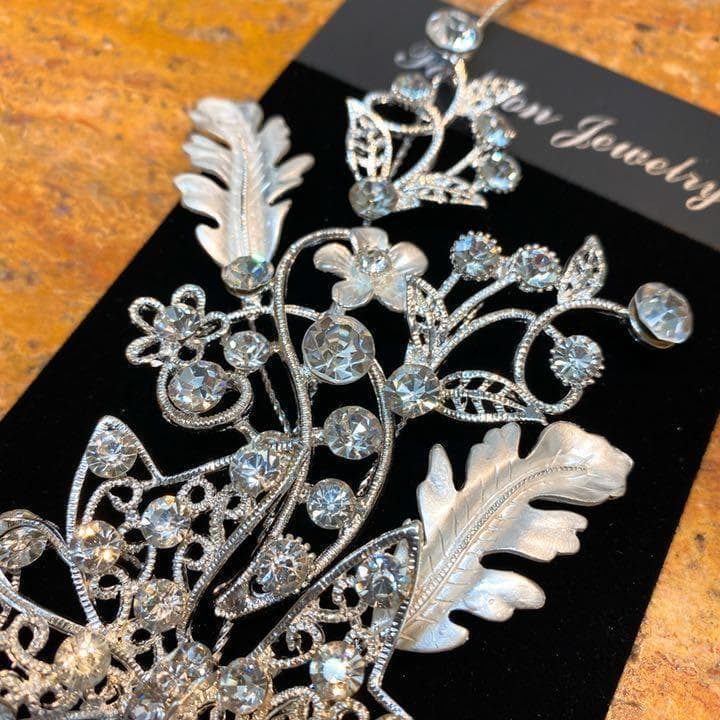 【豪華】新品シルバーヘアアクセサリーb43489