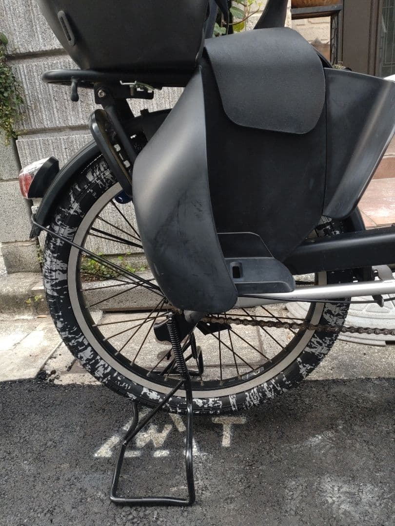 配送可★直接引渡可カスタム【ギュットアニーズ】電動アシスト自転車3人乗充電器付属