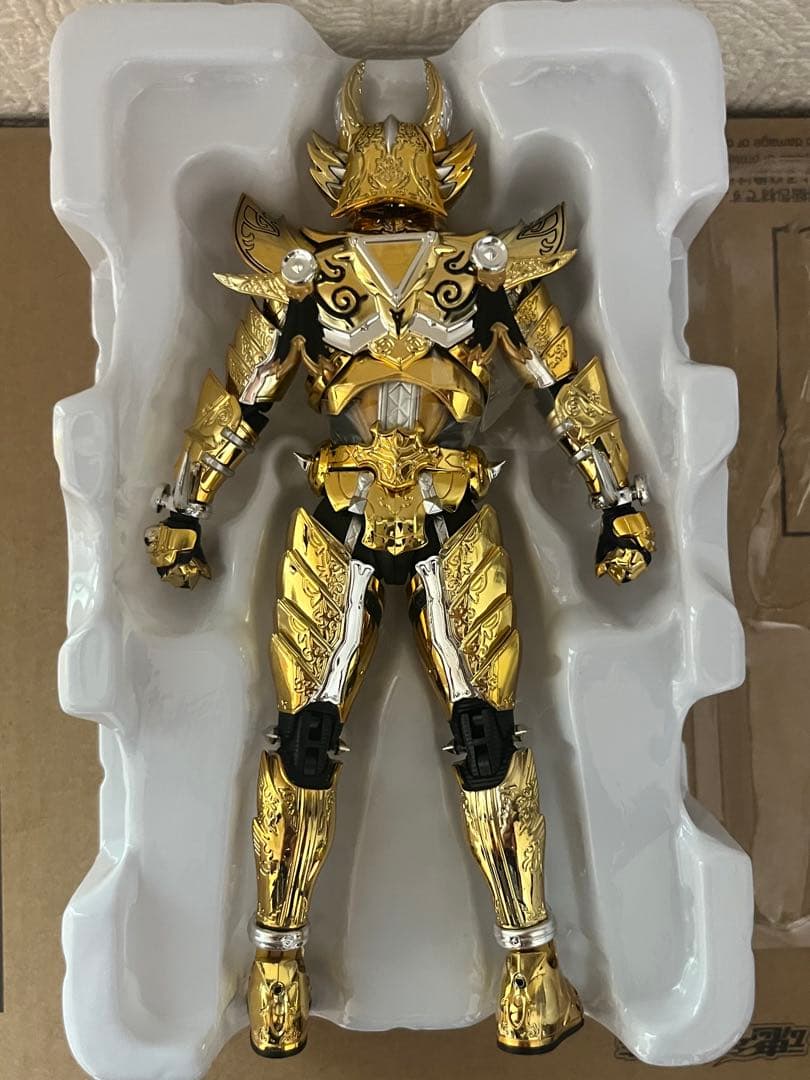 S.H.Figuarts フィギュアーツ 黄金騎士ガロ 冴島雷牙 真骨彫製法