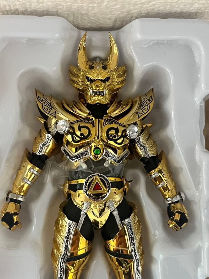 S.H.Figuarts フィギュアーツ 黄金騎士ガロ 冴島雷牙 真骨彫製法