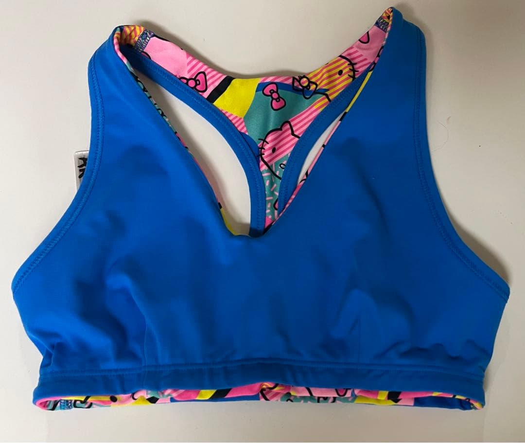 正規品★USED! Zumba ×HELLO KITTY柄上下セットS