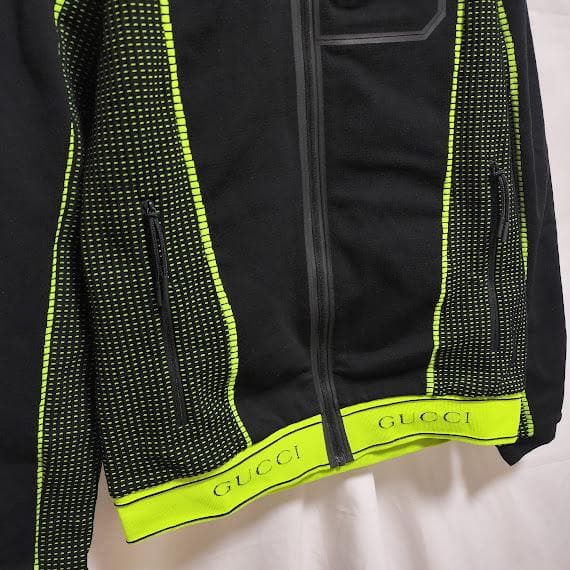 Gucci グッチ テクニカルジャケット トレーニングウェア 黒×黄緑 Mサイズ