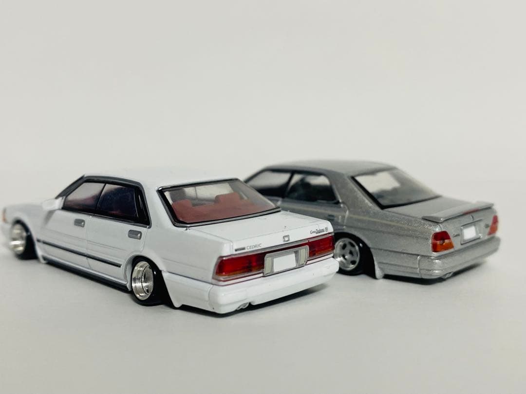 トミカ ヴィンテージ ニッサン セドリック カスタム 2台