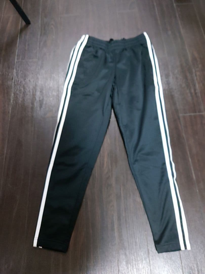 #adidasレディースジャージ上下セット