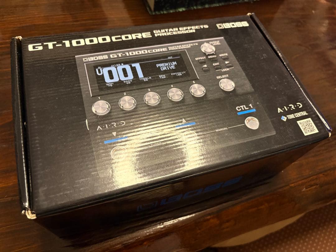 BOSS GT-1000CORE マルチエフェクター（元箱・付属品完備）