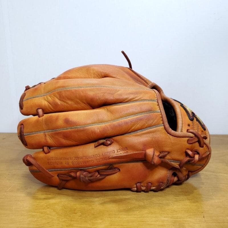 ミズノ 新井貴浩モデル 限定 ダイアモンドマスター 児童用 内野用 軟式グローブ