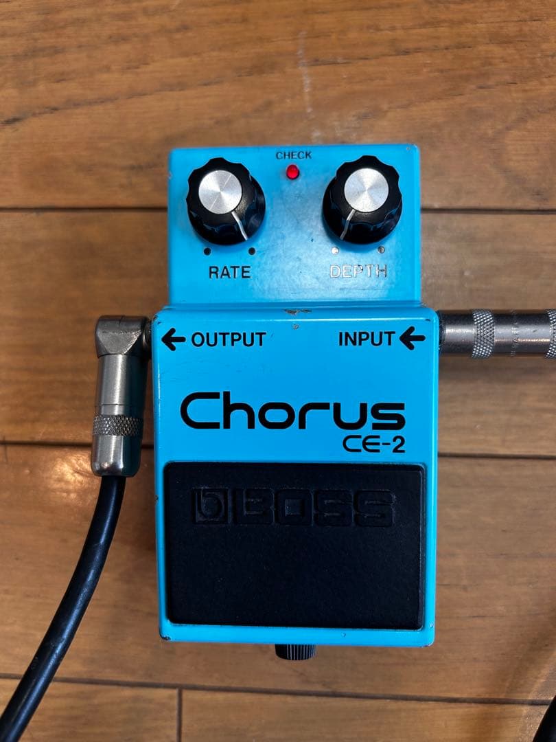 ギター Boss CE-2