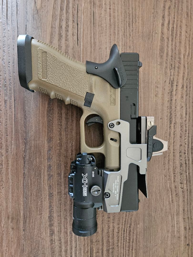 G17カスタム / フラット・ダークアース 【外装カスタム】生産終了レア商品