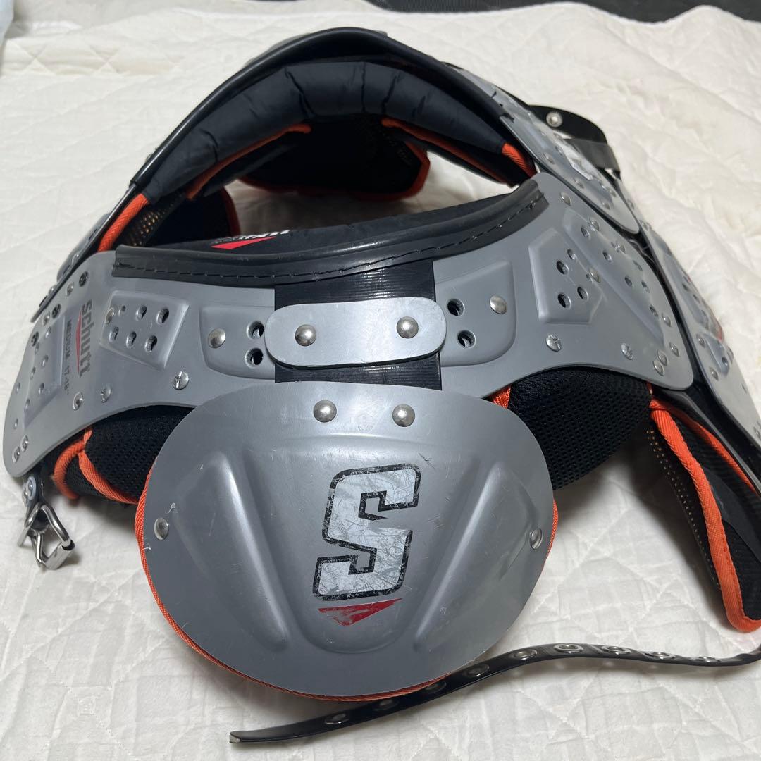 Schutt SV HD ショルダーパッド 中型