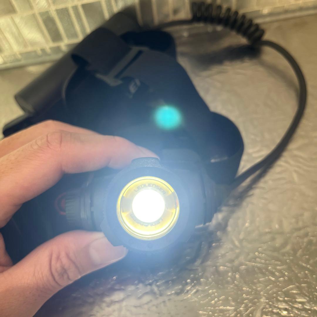 ライト・ランタン LEDLENSER H7R Core