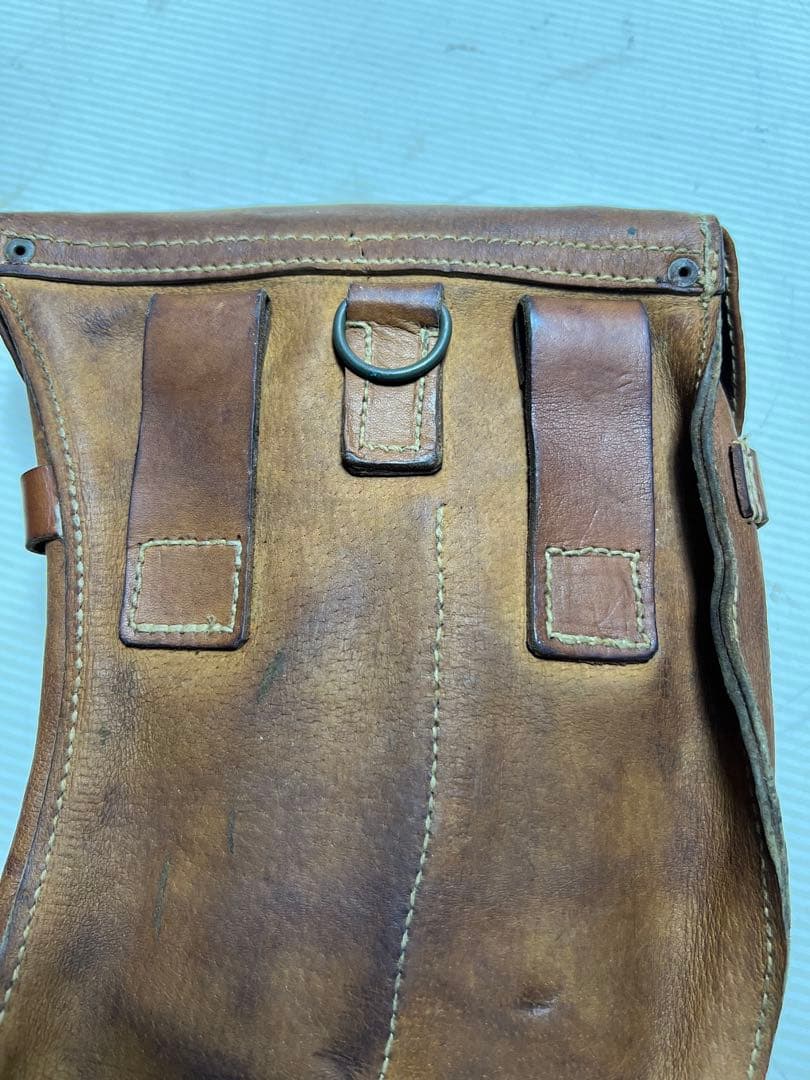 ミリタリーレザー フラップ付きマガジンポーチ ブラウン 希少ビンテージ品