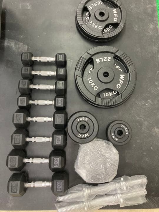 トレーニングベンチ✖︎ウエイト(60kg)✖︎ダンベルセット