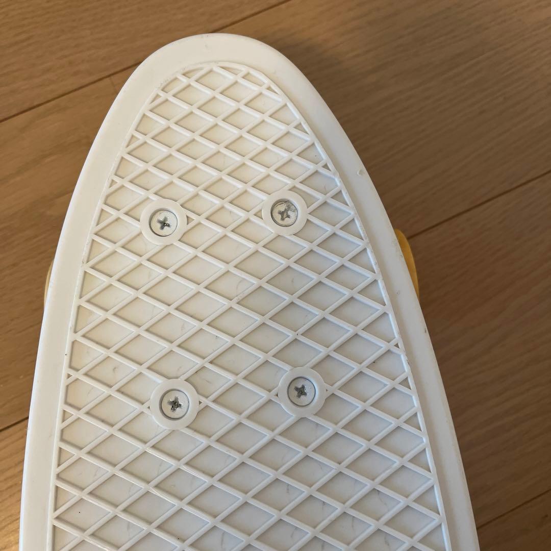 Penny Australia ペニー　ホワイト　22インチ