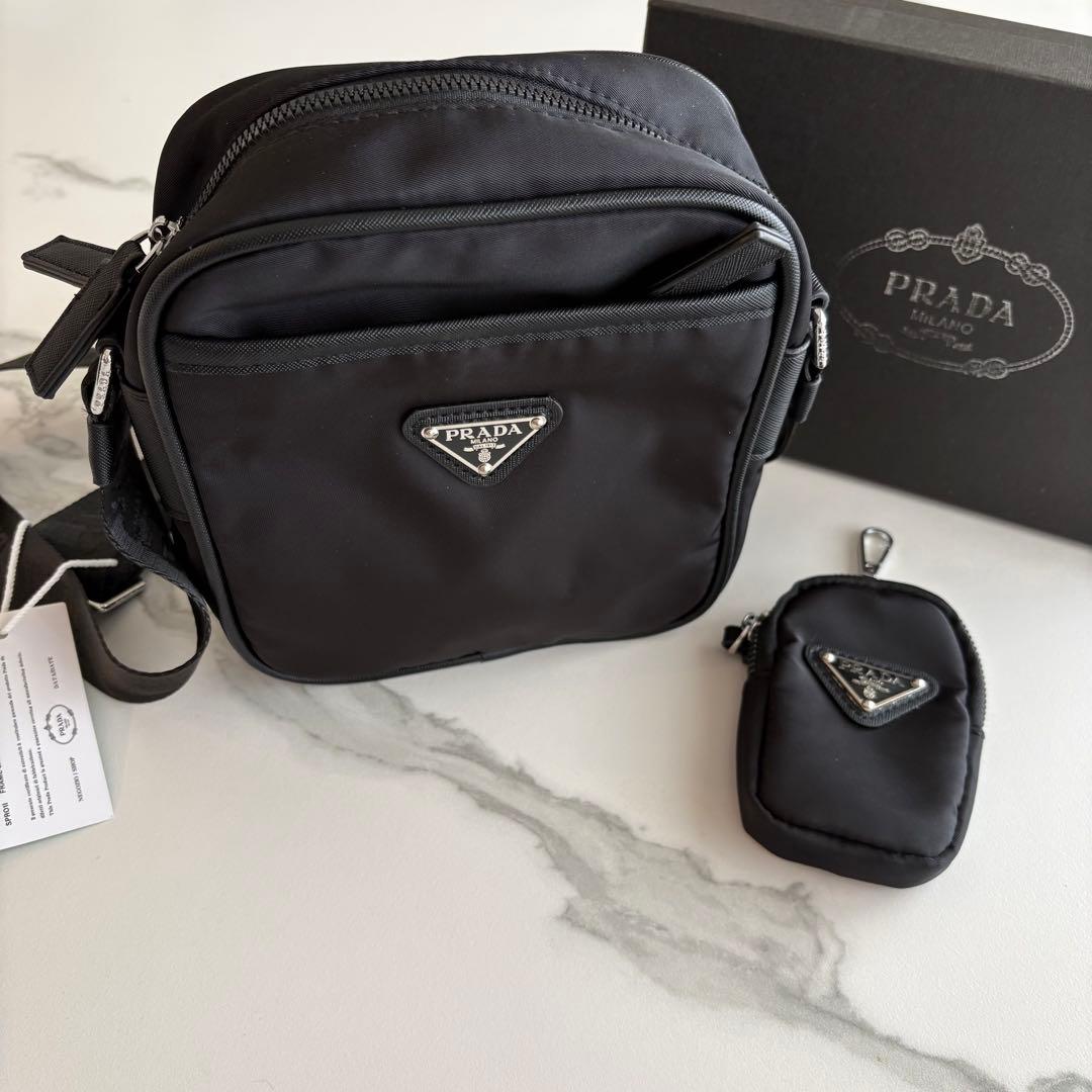 PRADA ノベルティ ショルダーバッグ ナイロン