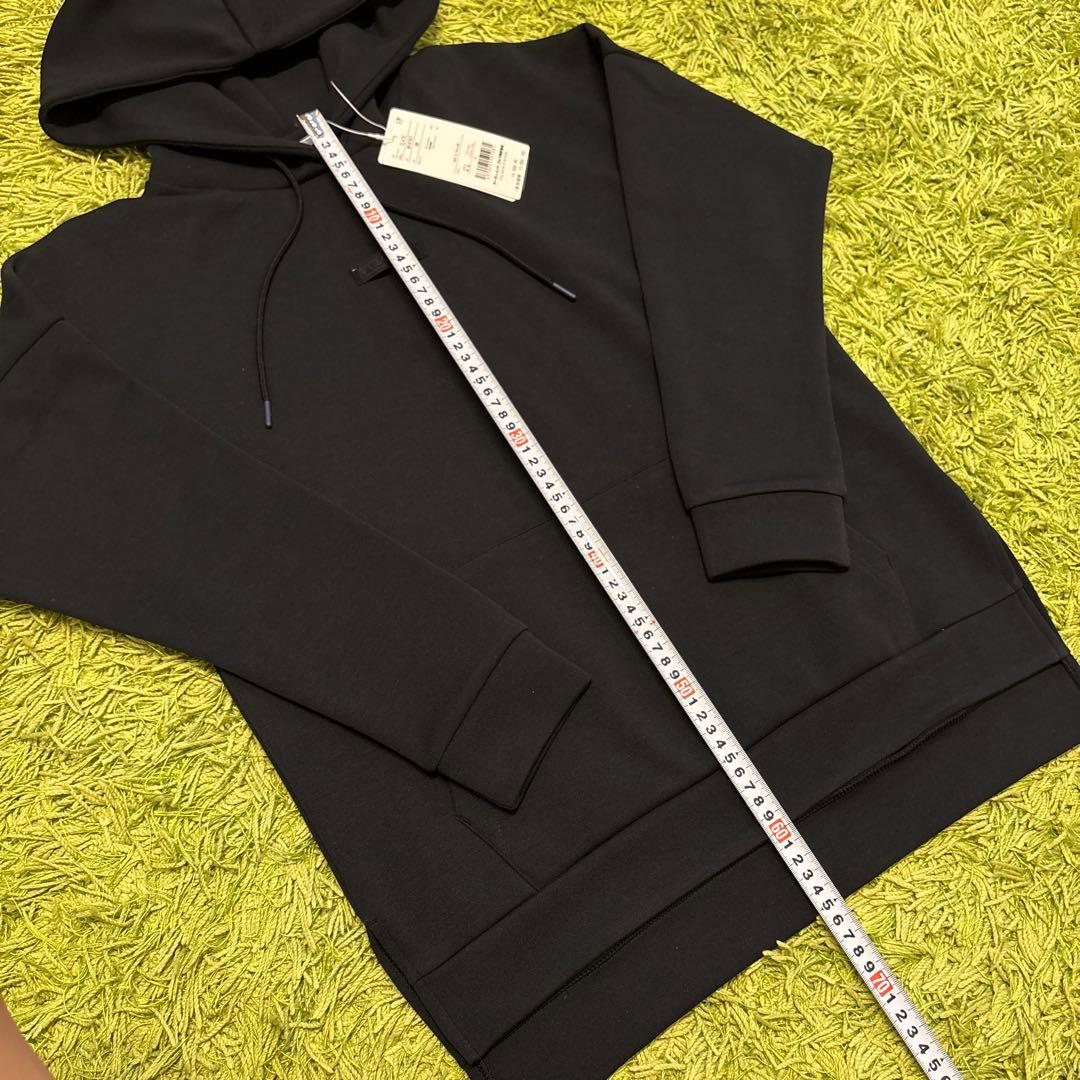 【Taylormade】新品✨S フード付きロゴトレーナー　スリット付き　秋冬