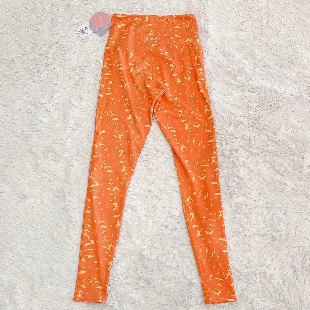 ■新品■emmi yoga エミヨガ　トップス&レギンス　上下セット　7-9号