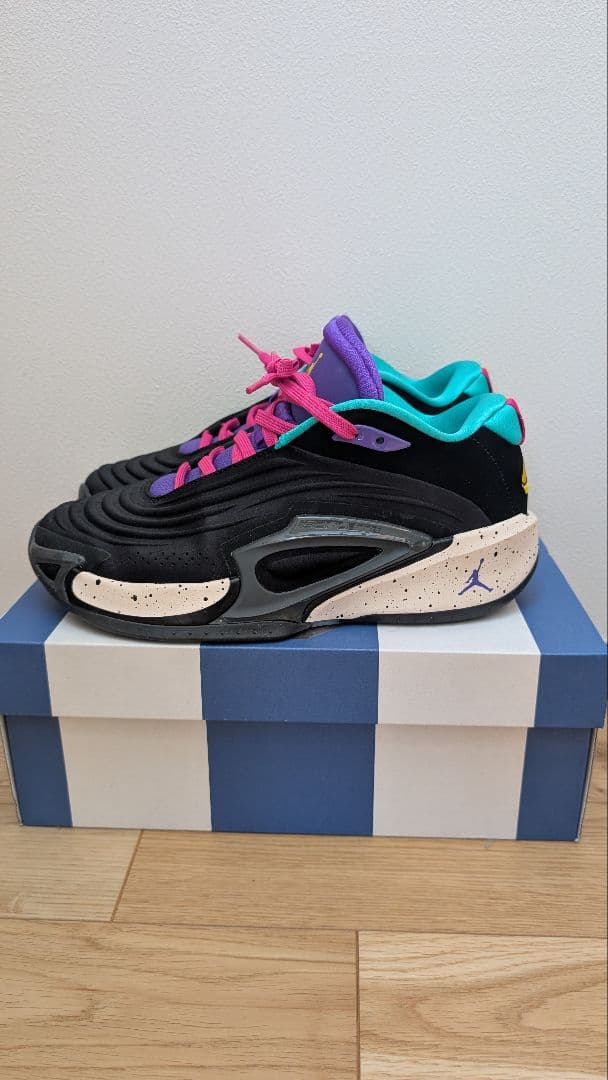NIKE JORDANバッシュ Luka 3