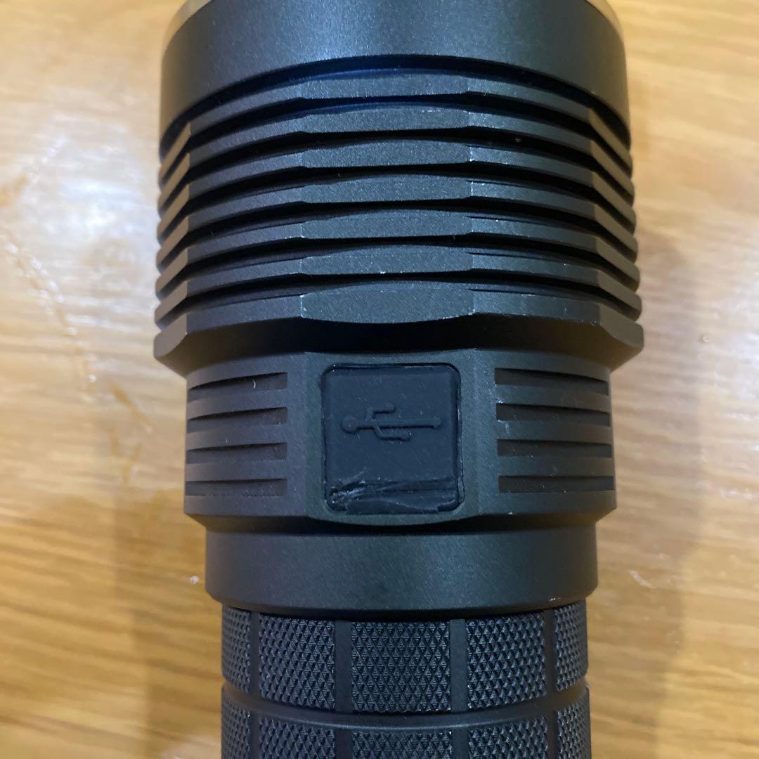 Convoy 4X18A SBT90.2 バッテリー付 懐中電灯 ハンディライト