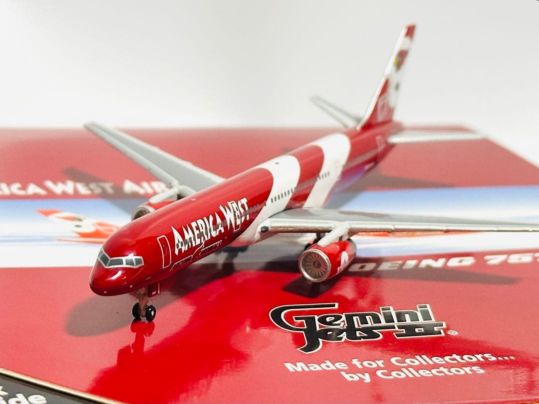 Gemini 1/400 B757-200 アメリカウェスト カージナルス塗装