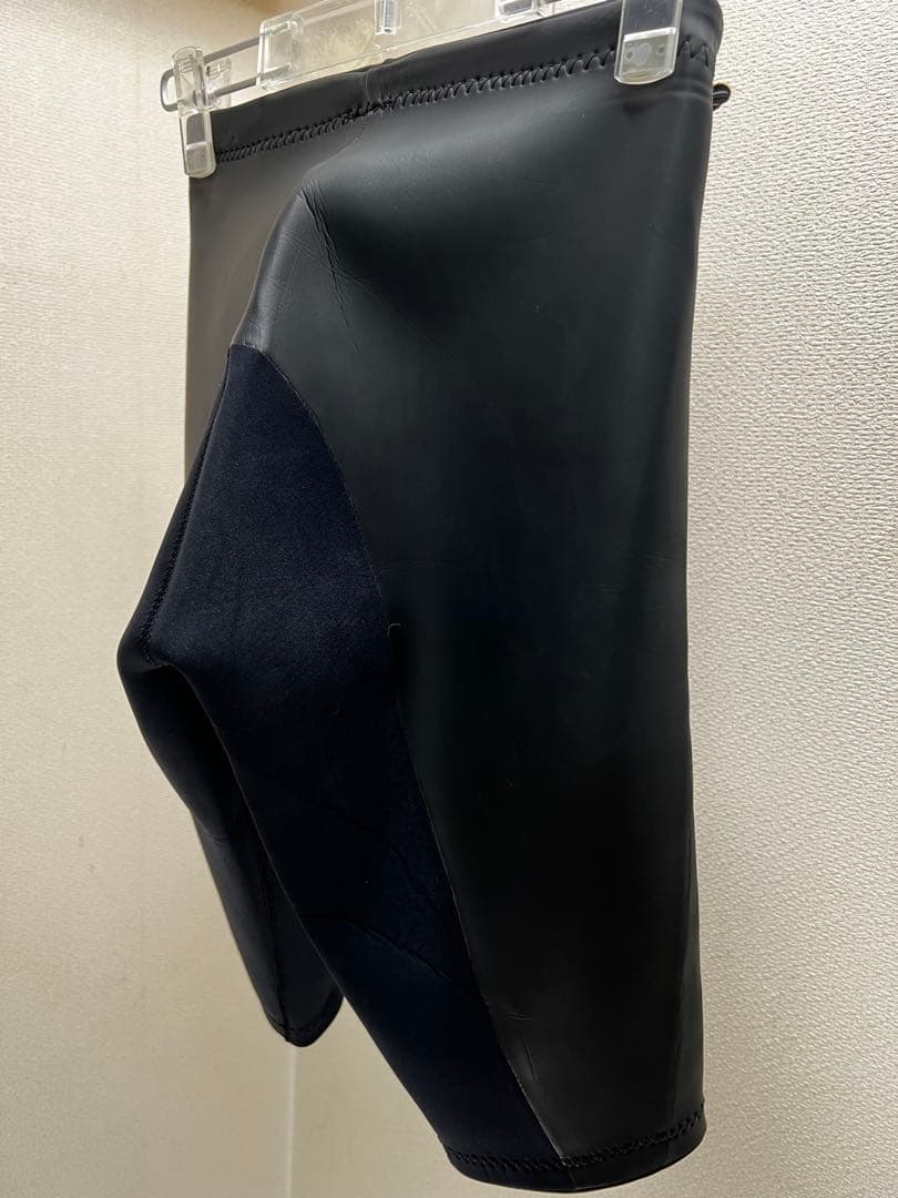 AMSTERDAM WETSUITS ハーフパンツ黒 サンディエゴジャパン